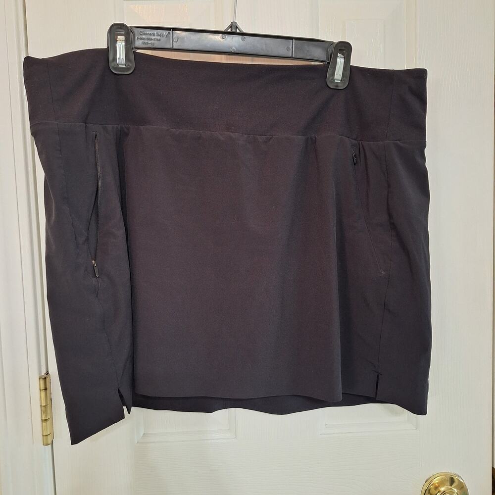 Athleta Soho Skort black athletic wear womens 18